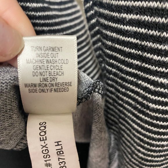 Truself long sleeve Multi Media Oversized Tunic stripes, plaid and lace sz L - Picture 7 of 8